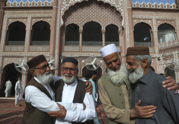 APTOPIX Pakistan Eid al-Fitr